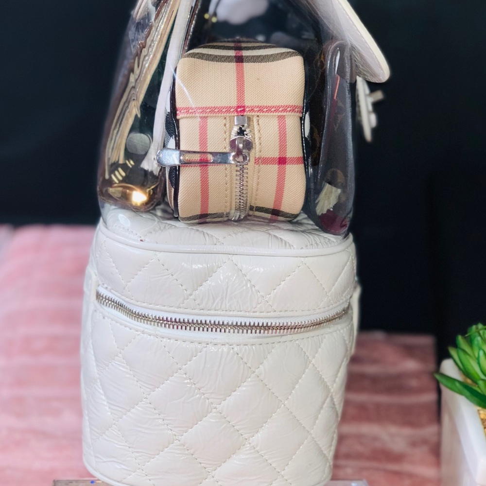🍾🥂Host Pick🥳Chanel PVC Aquarium Flap Bag - Picture 5 of 14